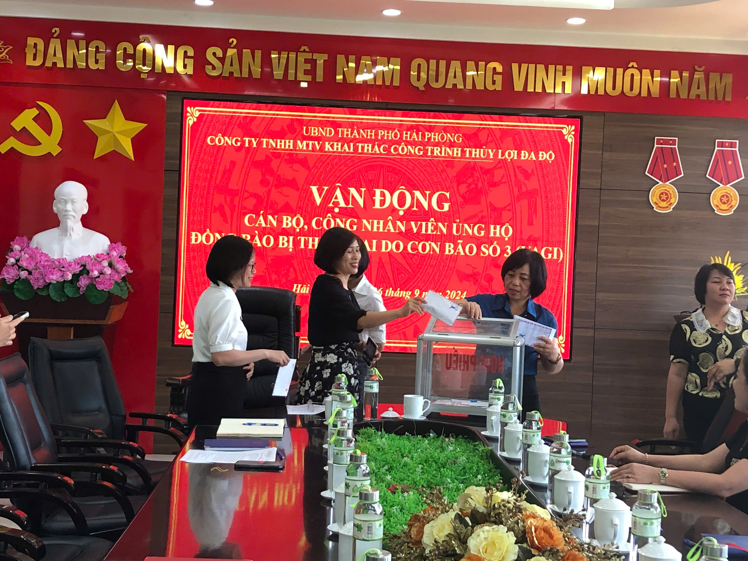 Chung tay giúp đỡ các tỉnh miền Bắc thiệt hại do mưa lũ